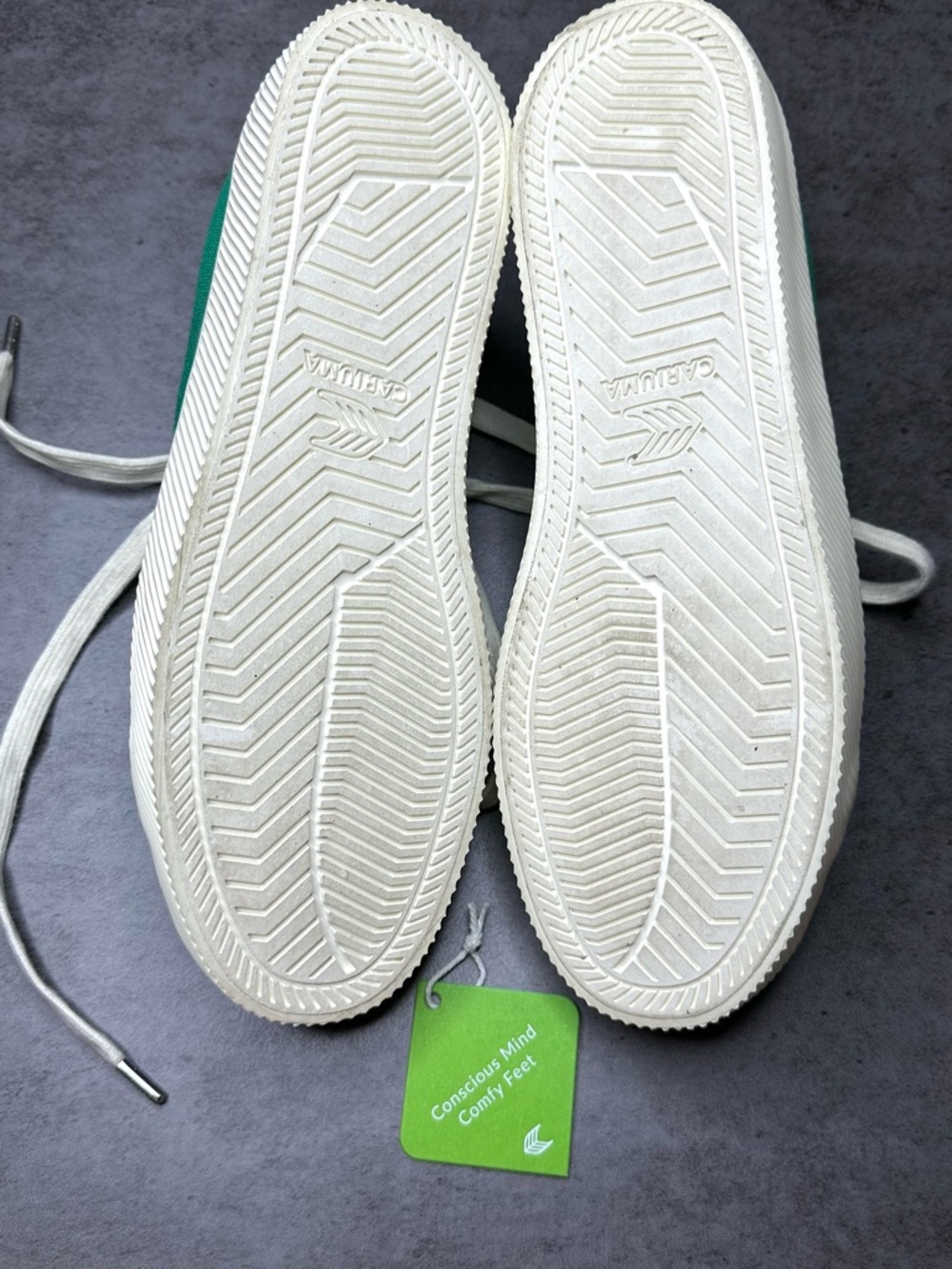 Cariuma Green Canvas Sneakers Women’s Size 9 - Picture 8 of 8